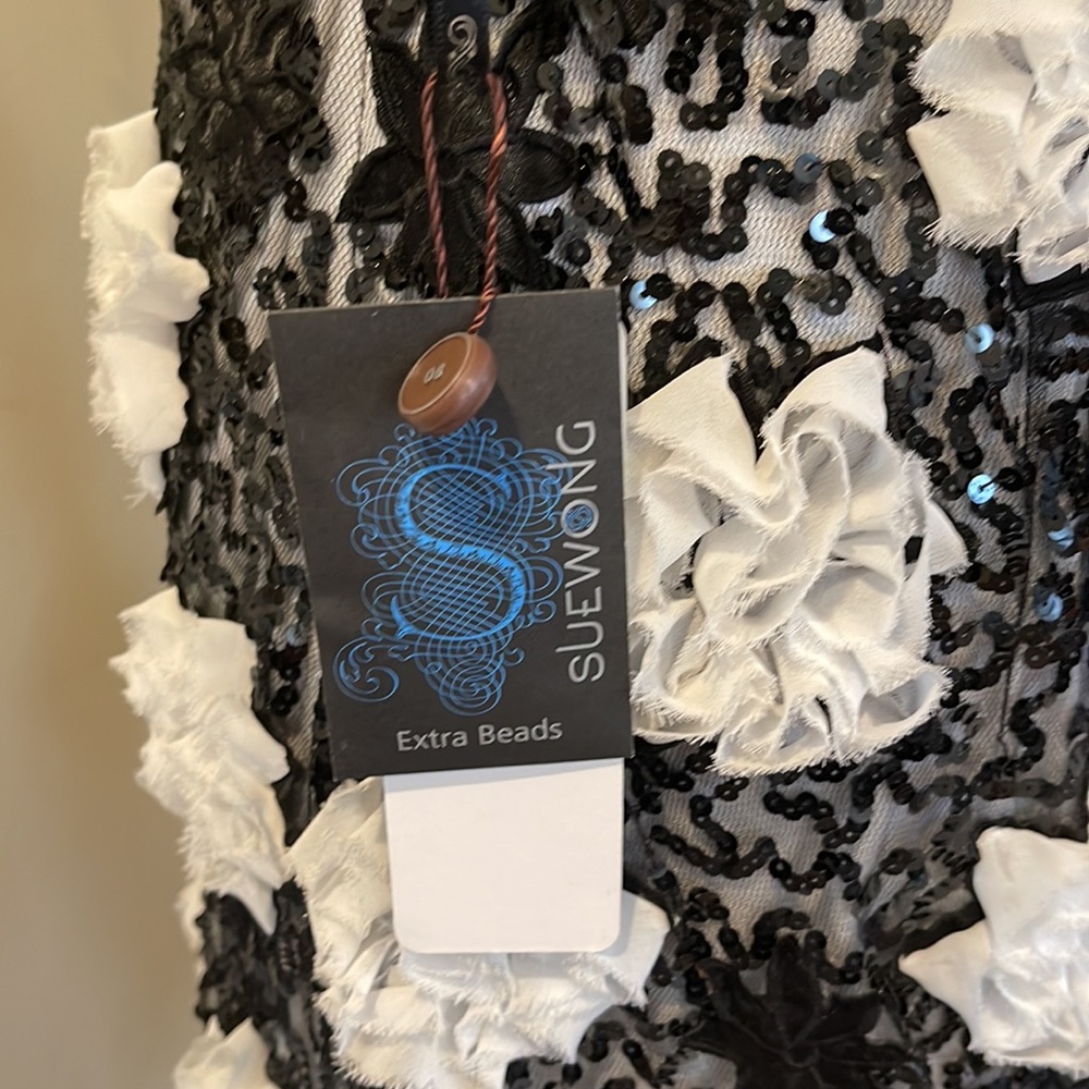Sue Wong Black Dress with White Floral Appliqué - Picture 12 of 14